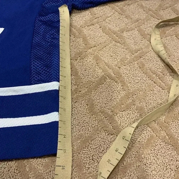 Vintage Toronto Maple Leafs CCM NHL Hockey Jersey - Picture 8 of 10